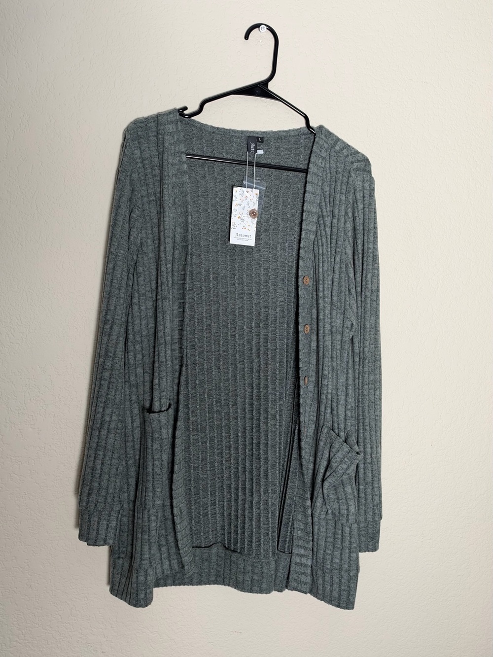 Ribbed Cardigan Sweater with Wooden Buttons & 2 Front Pockets